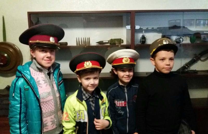 Учащиеся добропольских школ побывали в гостях у полиции Учащиеся добропольских школ побывали в гостях у полиции, Виталий Новиков